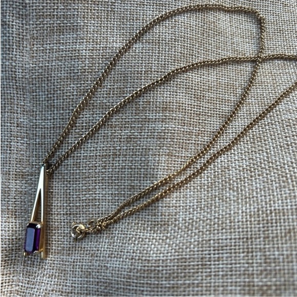 Avon Gold and Purple Pendant Necklace - Picture 3 of 7